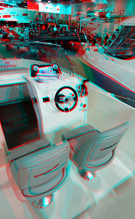 UK, London, Boat Show_Quicksilver Activ_001anaVU