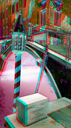 ITALY, Venice, Gondola stop_0031